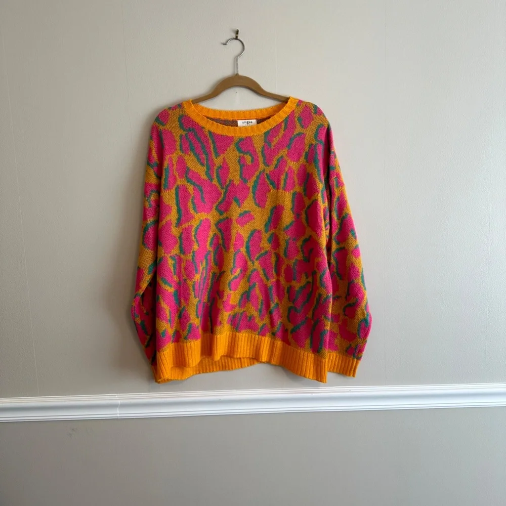Umgee bright leopard print sweater L - Picture 4 of 5